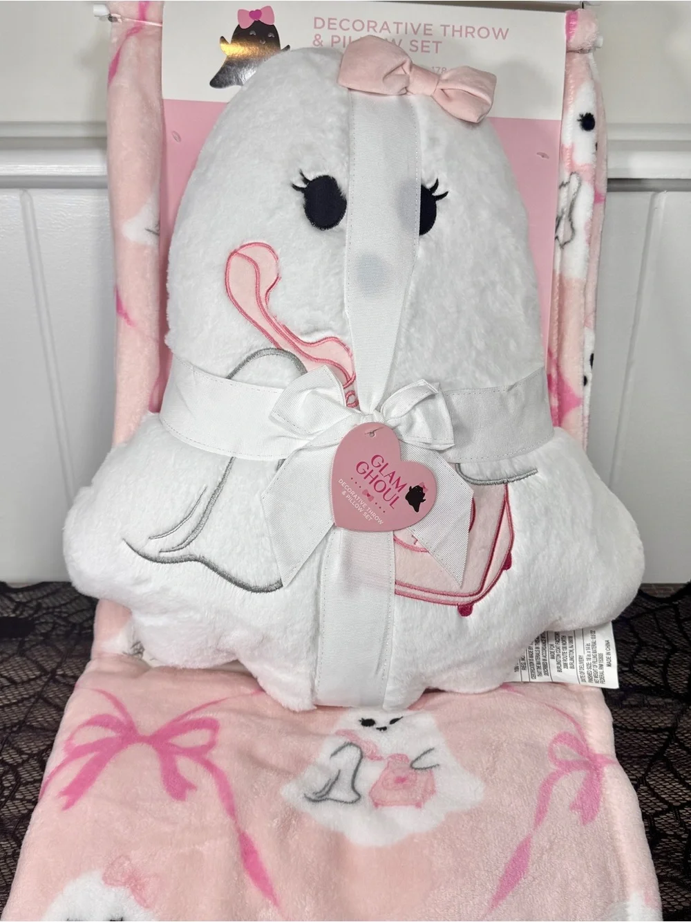 NEW Glam Ghoul Ghost on a Phone Matching Halloween Pillow and Blanket